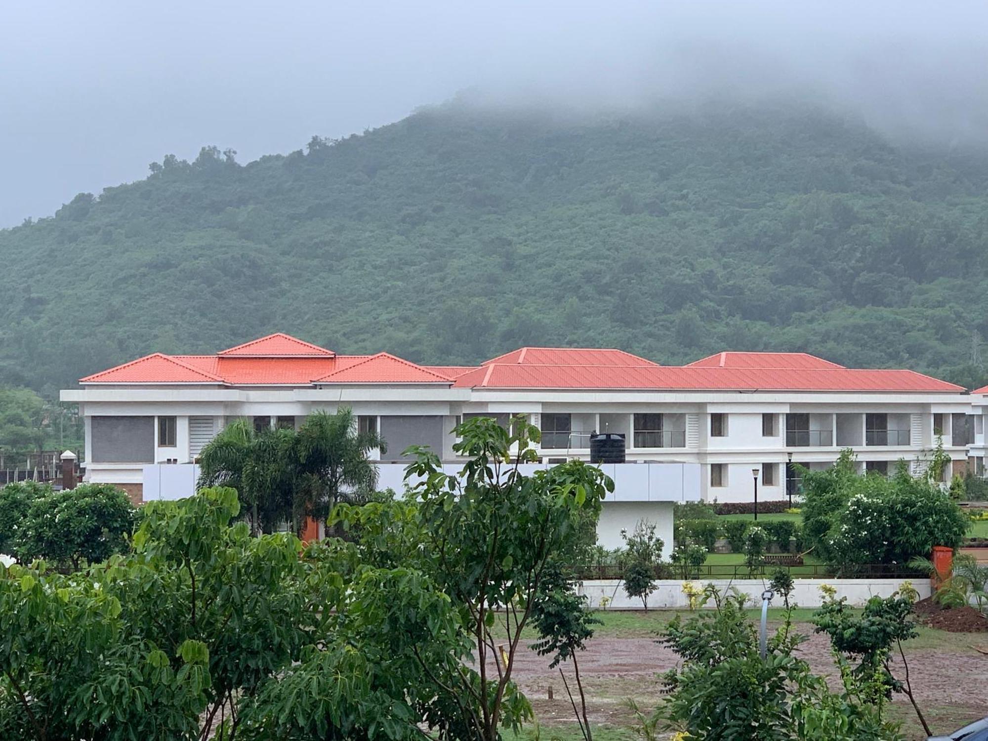 Appartement Mizzle Exotica Lonavala Extérieur photo