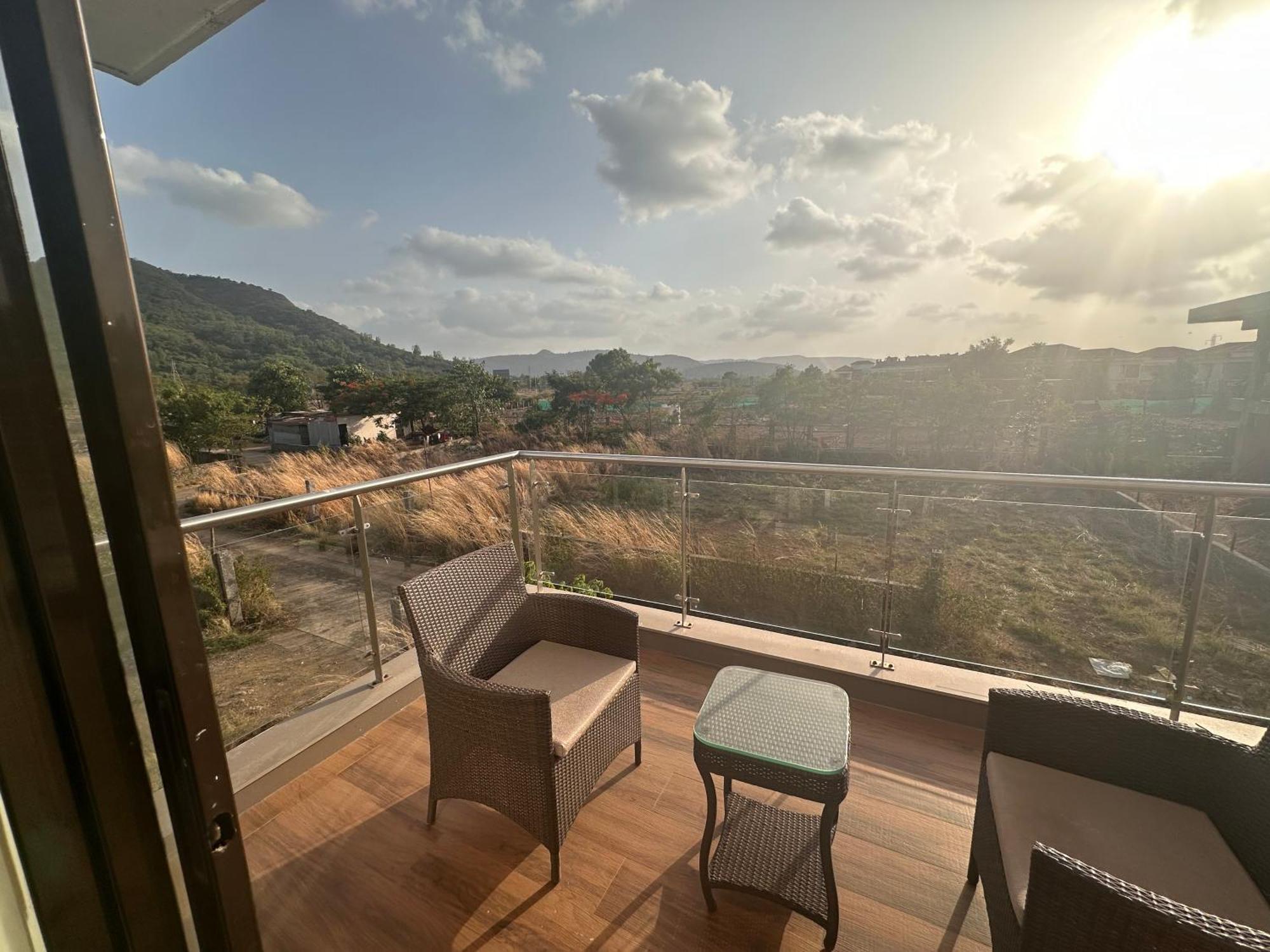 Appartement Mizzle Exotica Lonavala Extérieur photo