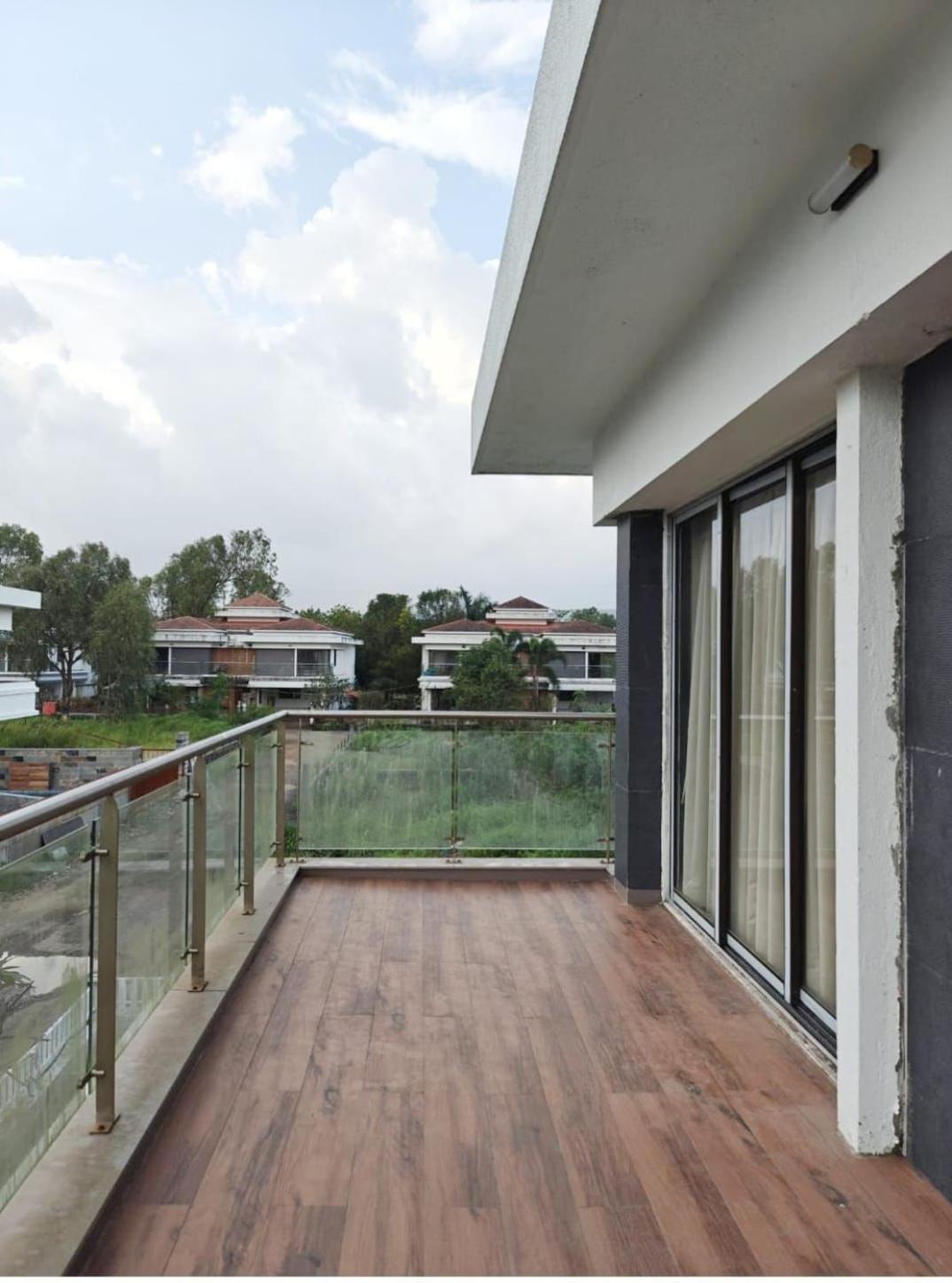 Appartement Mizzle Exotica Lonavala Extérieur photo